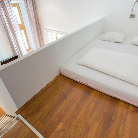 Guest house Lucy In The Sky With Diamonds Budapest