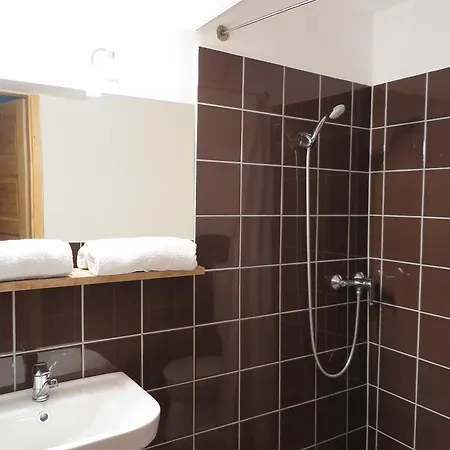 Lucy In The Sky With Diamonds Guest house Budapest